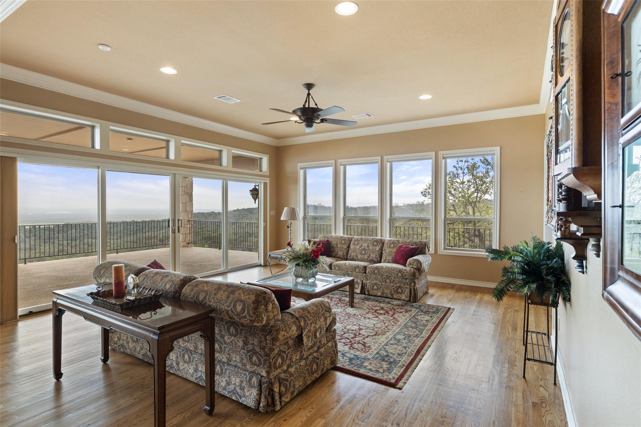 1900 County Road 120 A