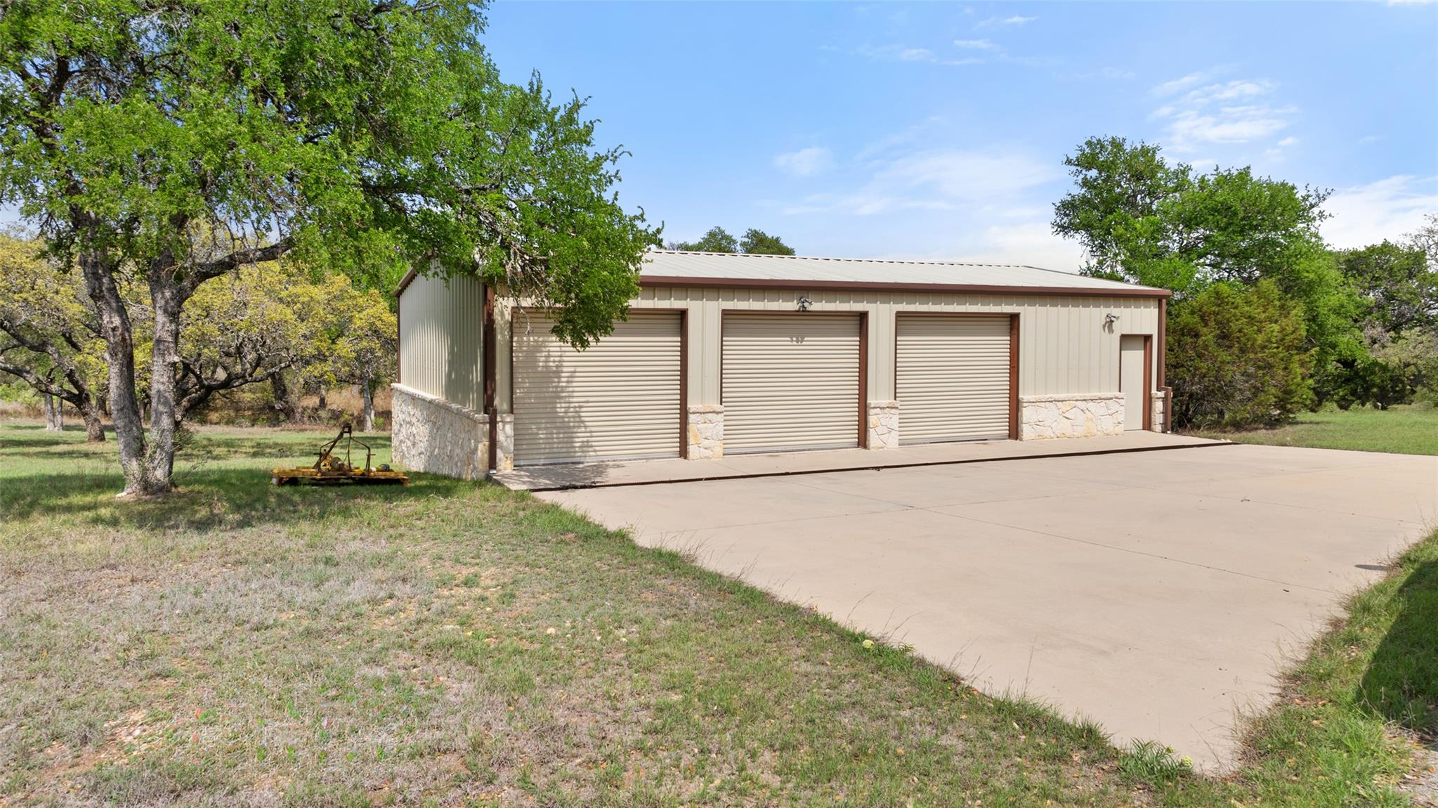 1900 County Road 120 A