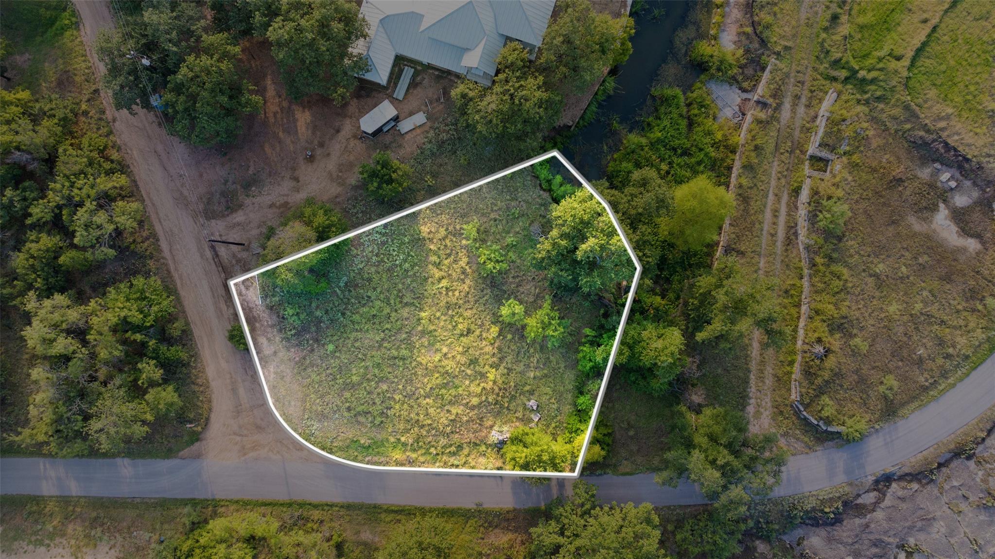 302 Lake Downs DR