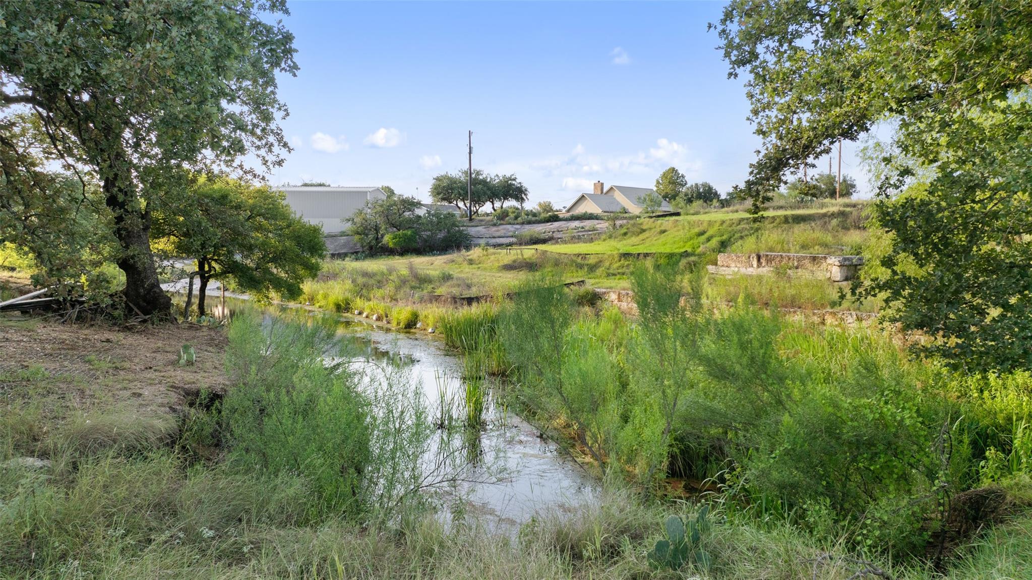 302 Lake Downs DR