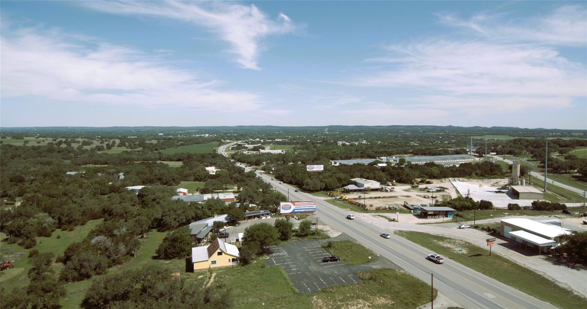 1698 S Us Hwy 281 Highway S