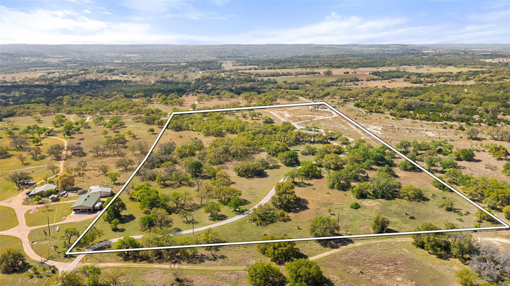 546 Lazy Oak RD