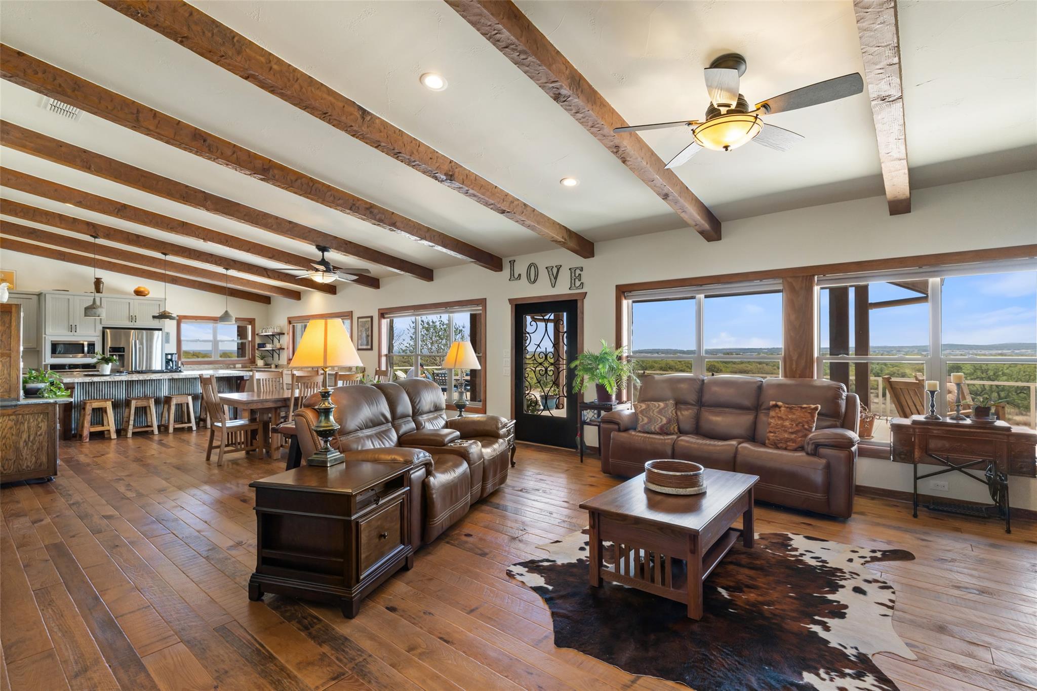 546 Lazy Oak RD