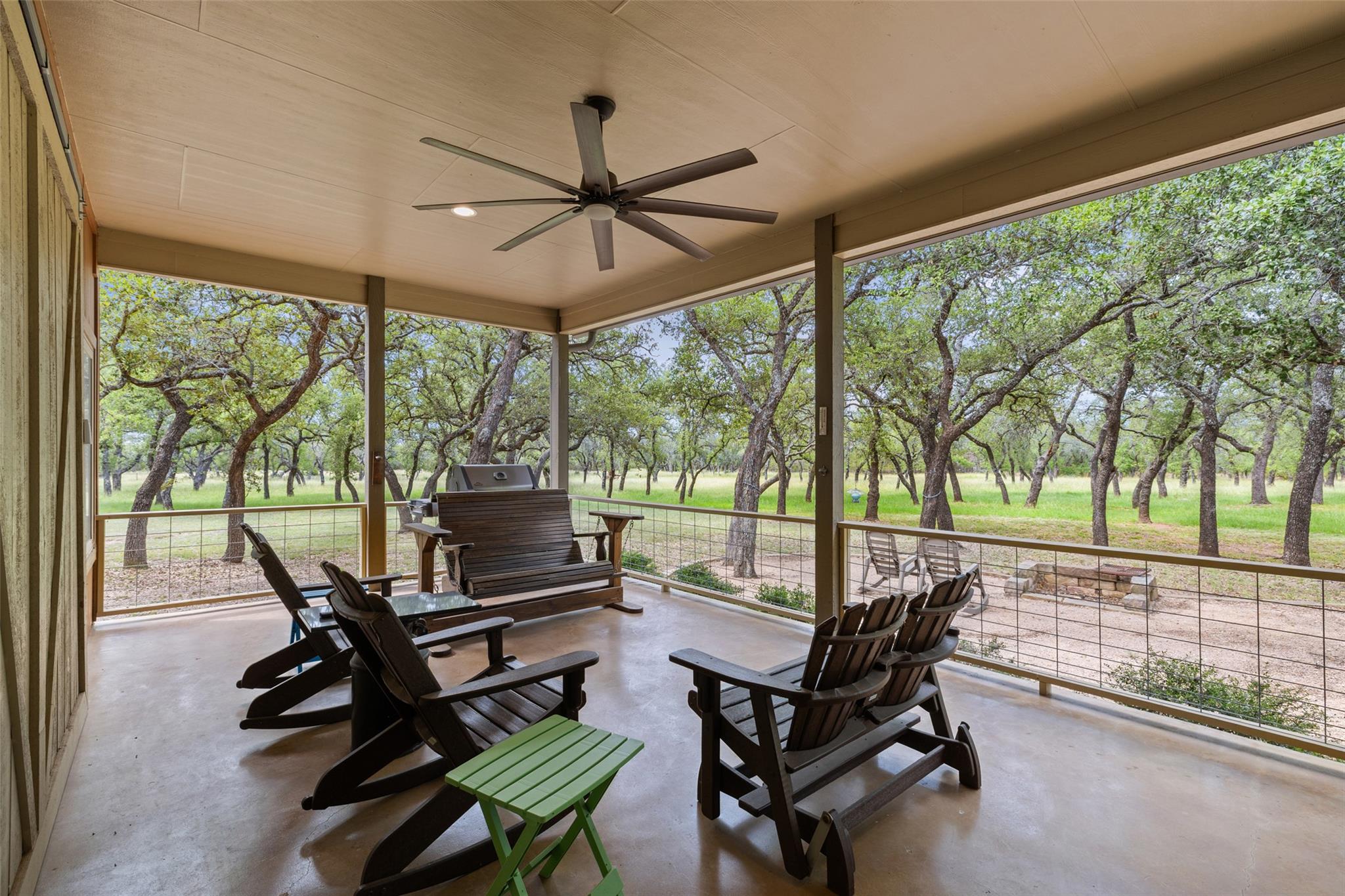 1241 Sandy Oaks Ranch RD