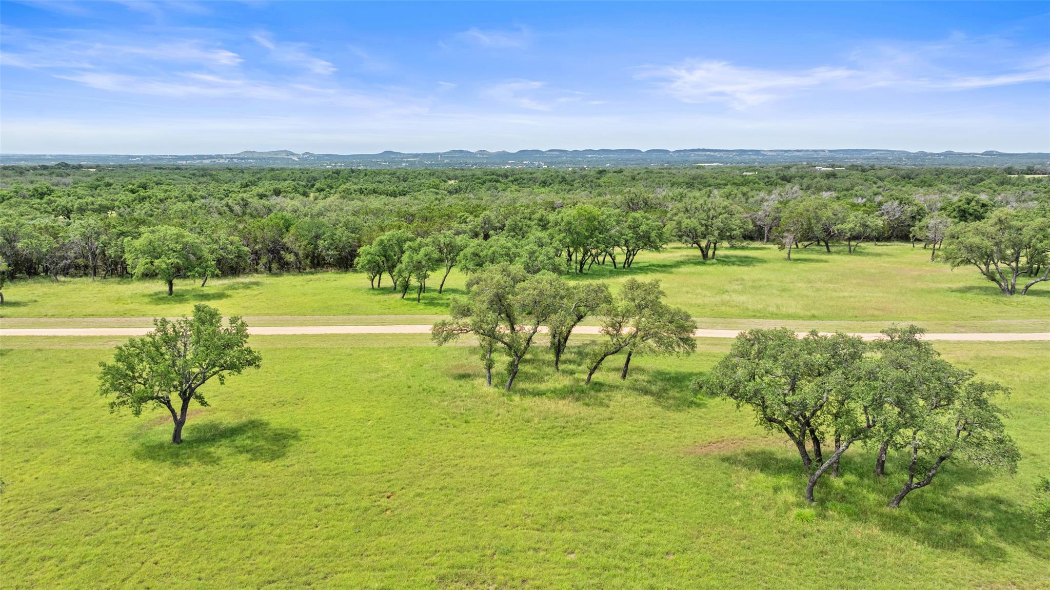 1241 Sandy Oaks Ranch RD
