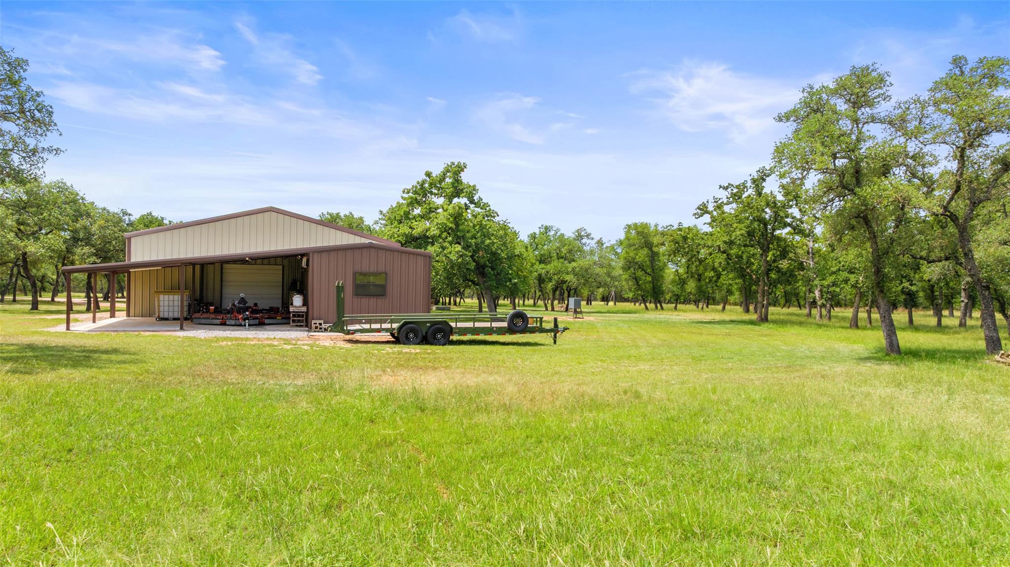 1241 Sandy Oaks Ranch RD