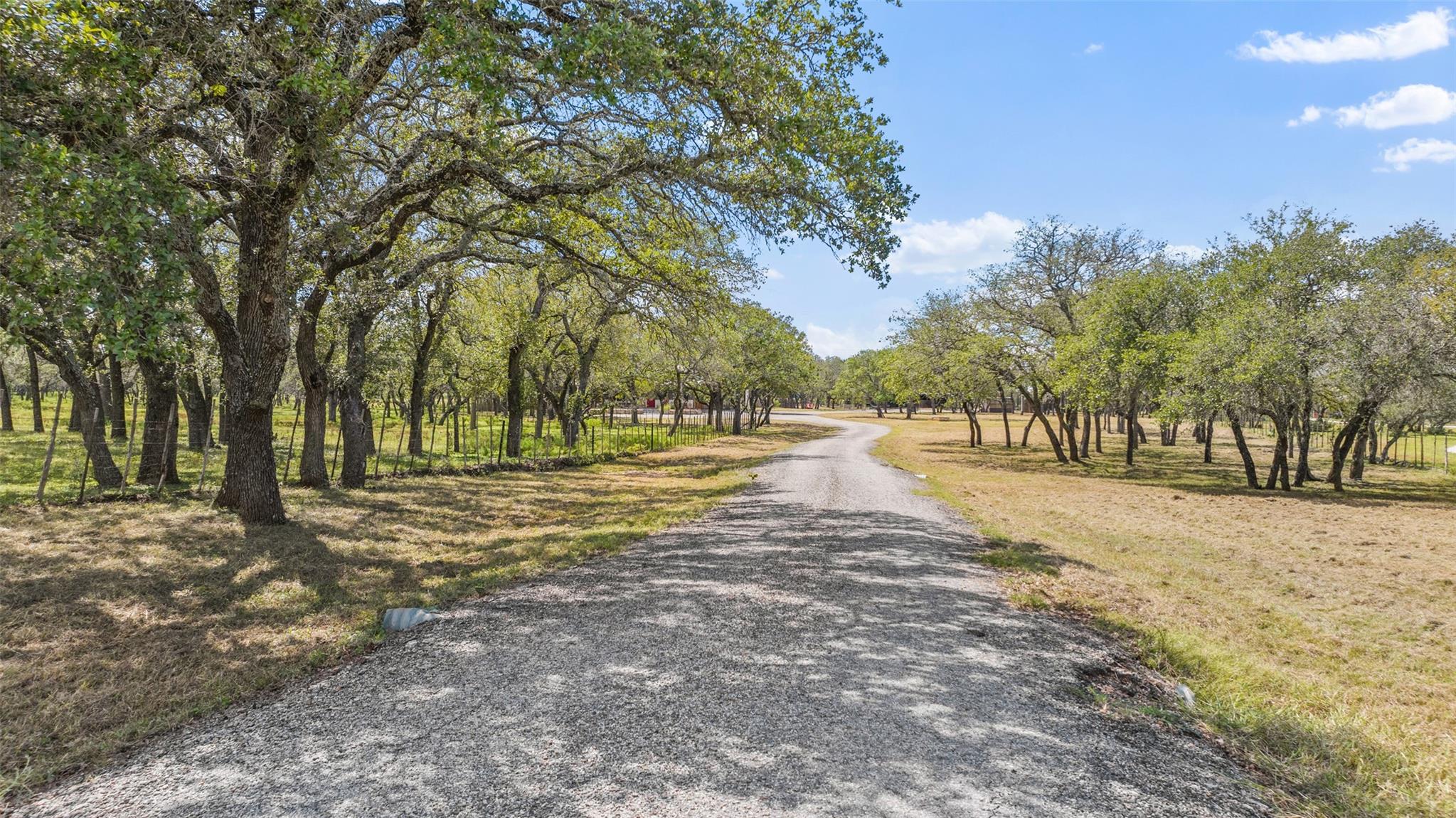 2631 N US 281 Highway