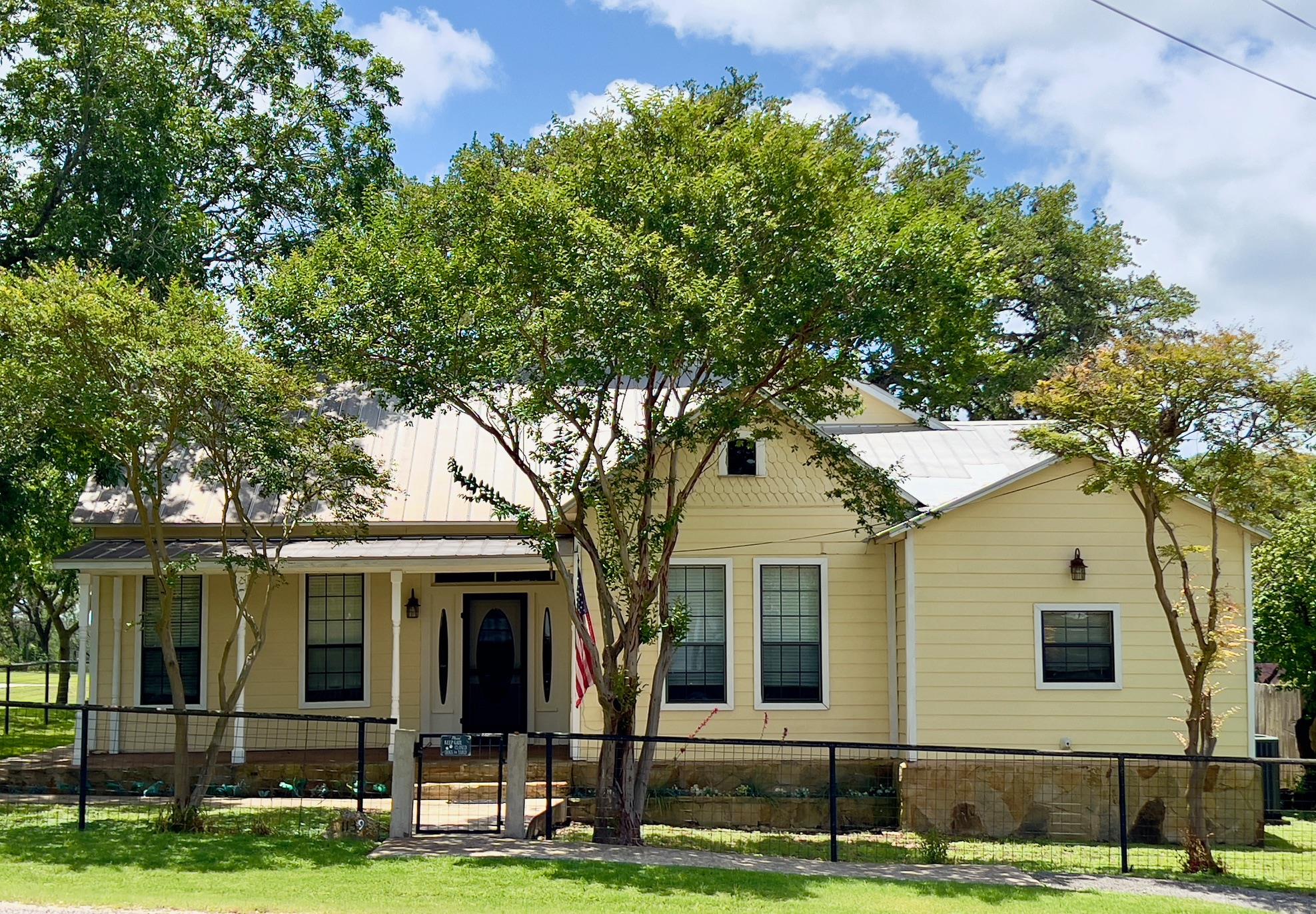 1139 FM 3351