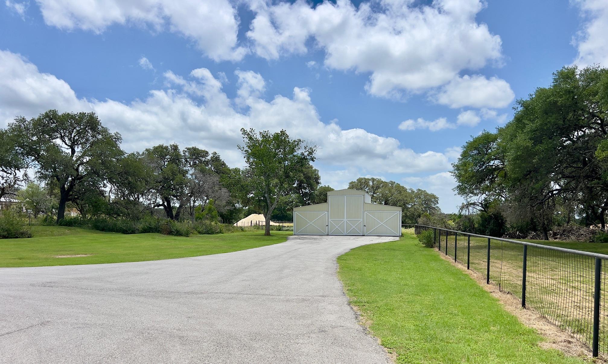 1139 FM 3351