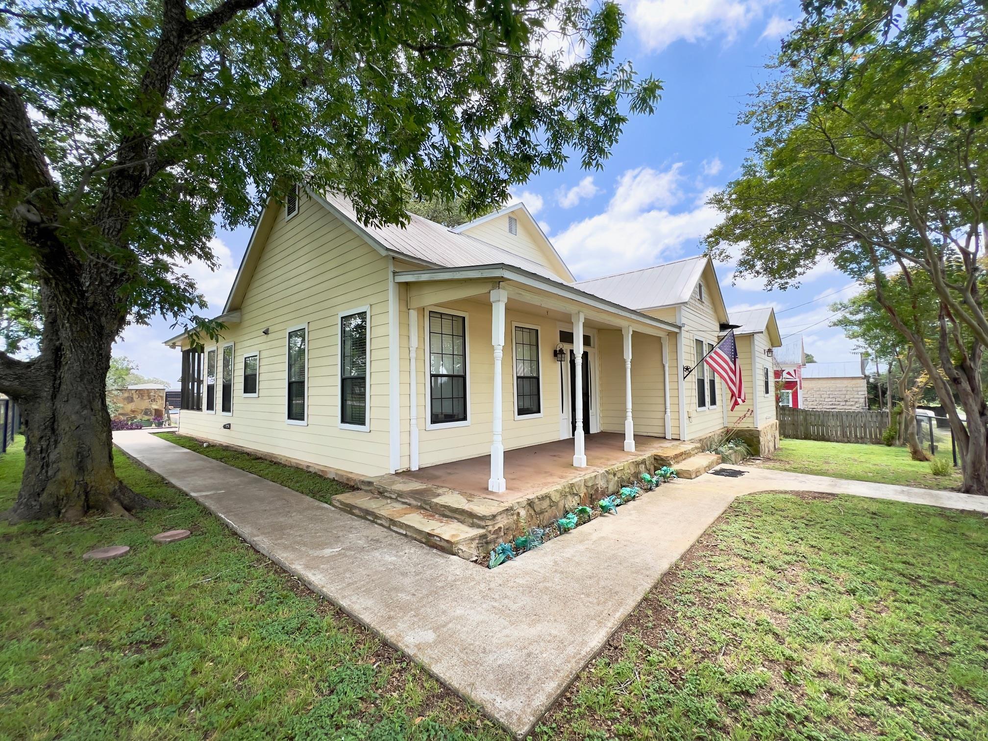 1139 FM 3351
