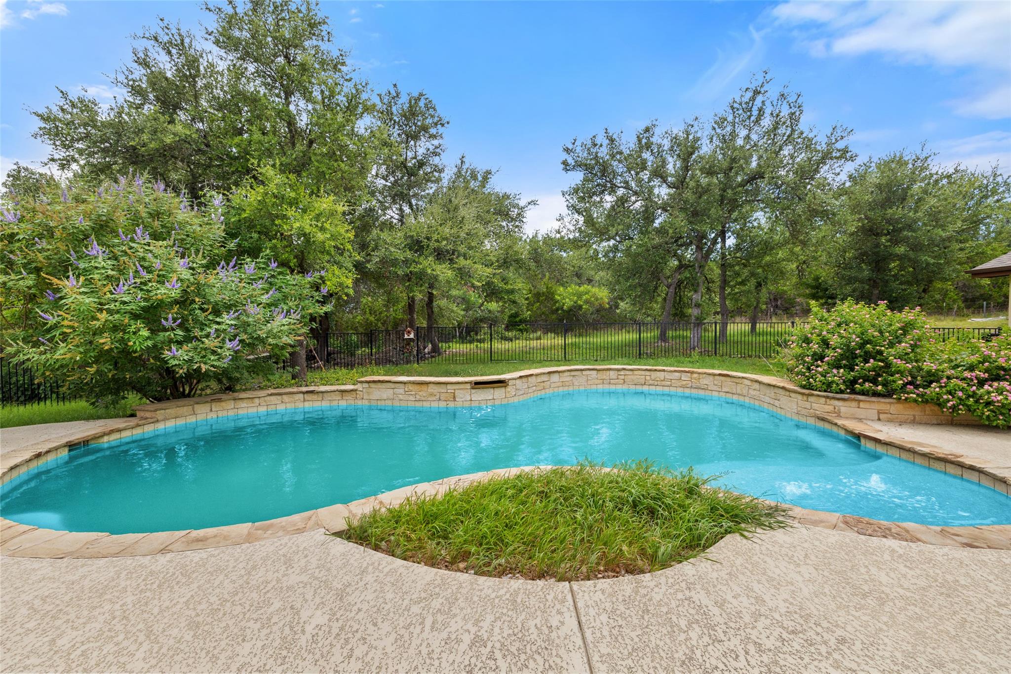 270 Rollin N Ranch RD