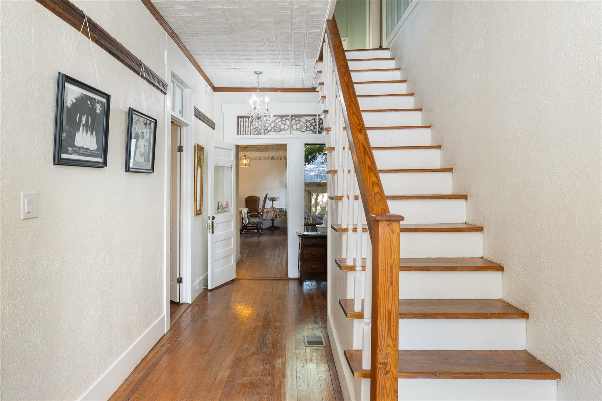 201 N Nugent Ave, Johnson City