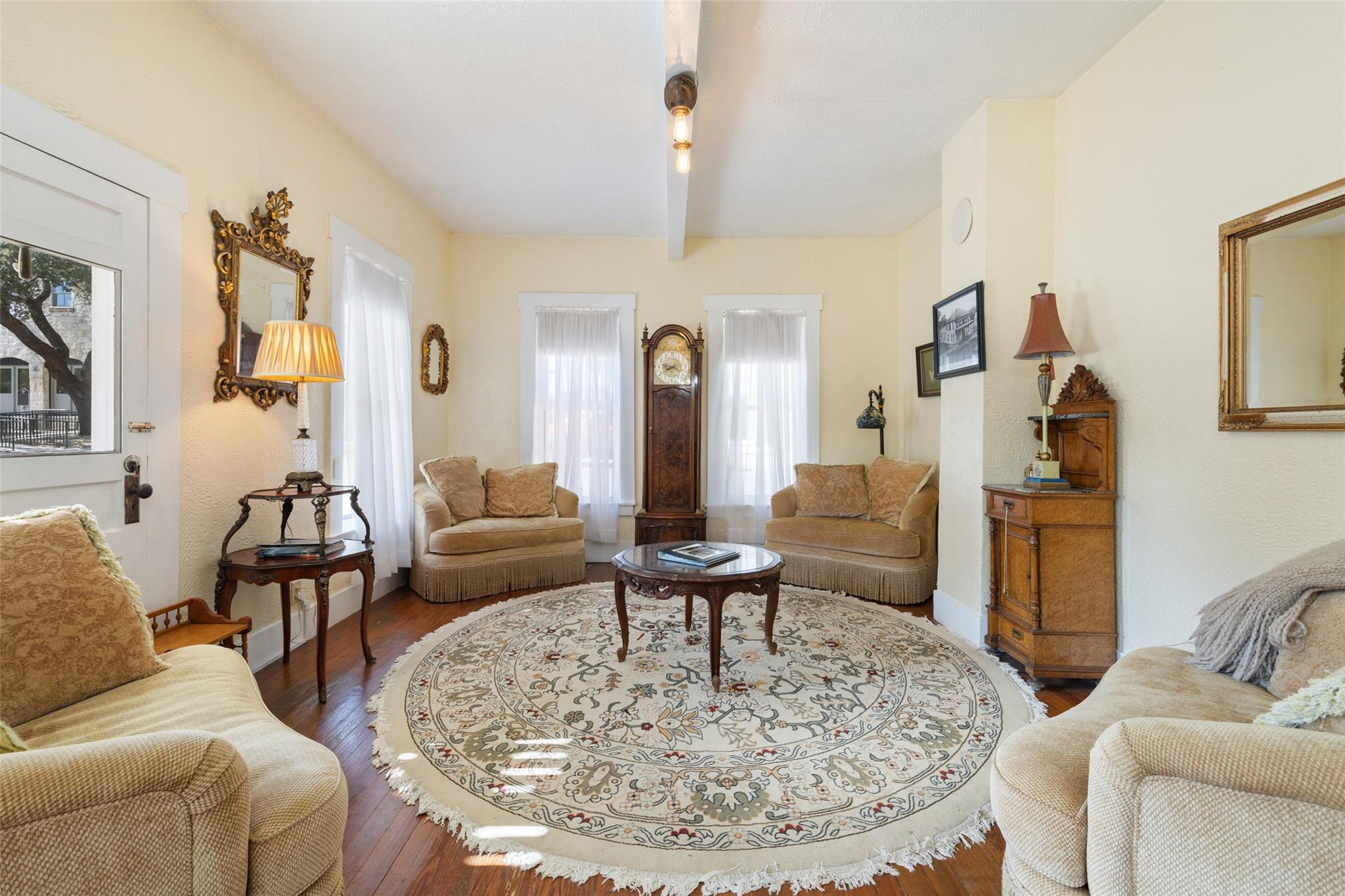 201 N Nugent Ave, Johnson City