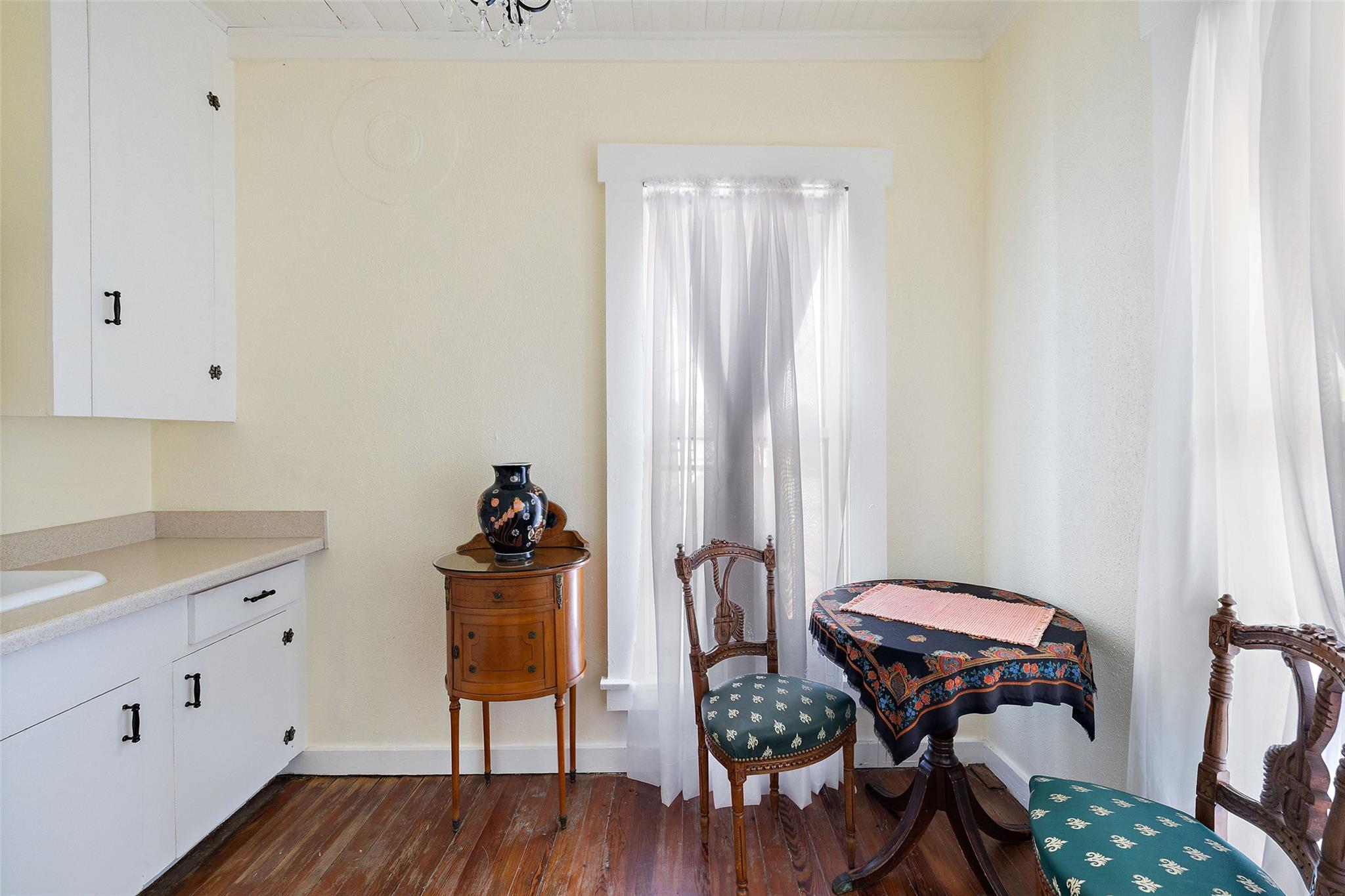 201 N Nugent Ave, Johnson City