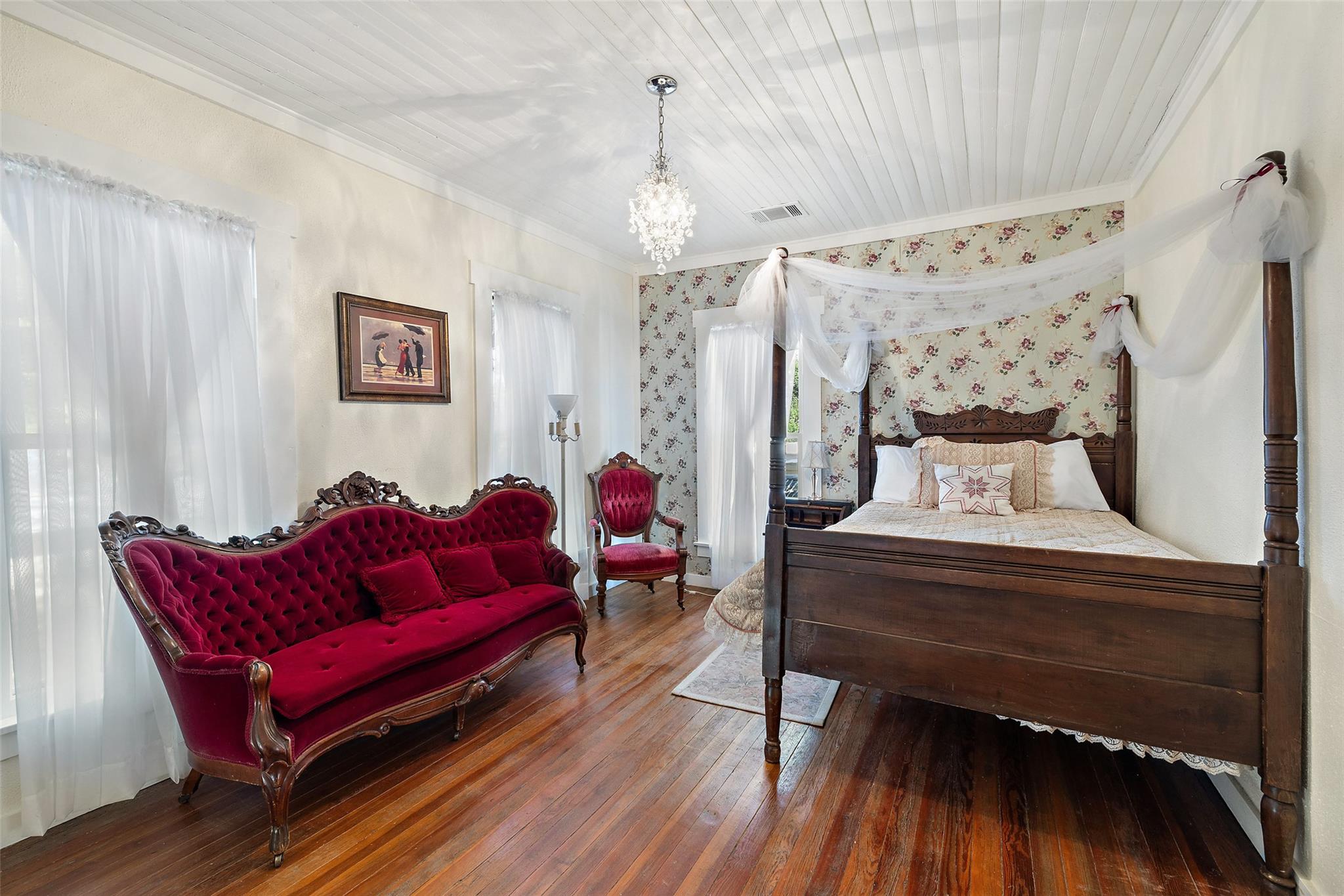 201 N Nugent Ave, Johnson City