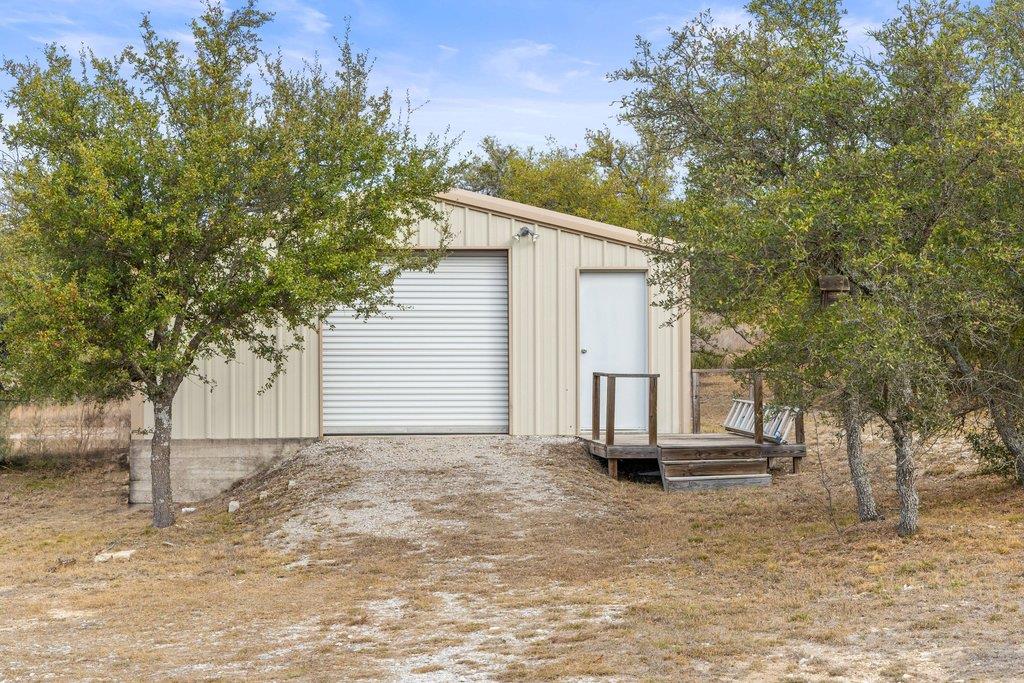 232 Crooked Oak LN