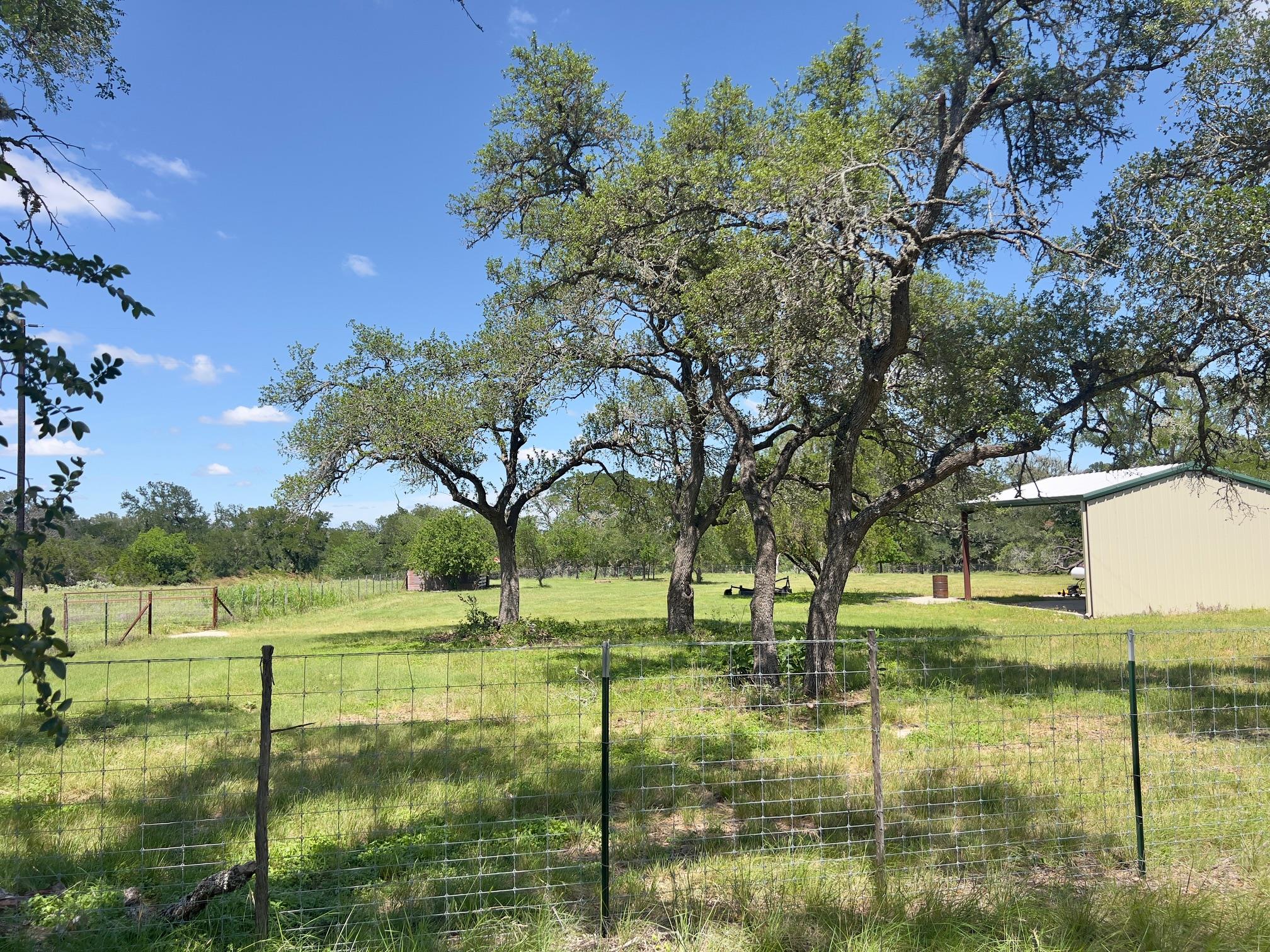 1366 Narrows RD