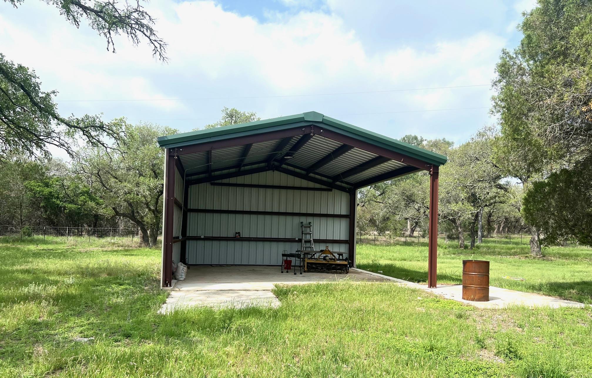 1366 Narrows RD