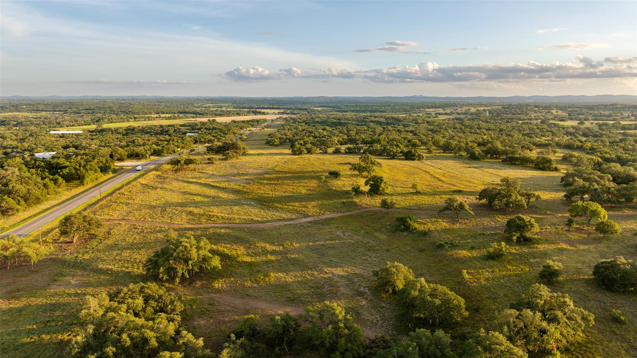 5776-11 RM 165, Blanco