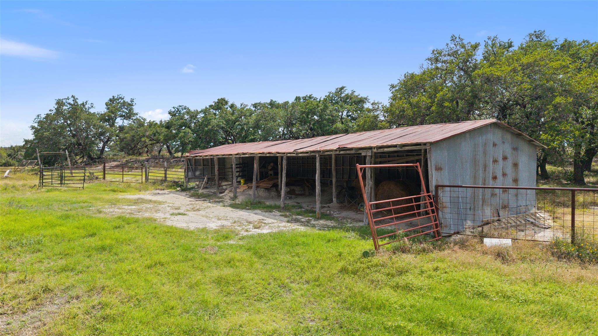4112 Schumann RD