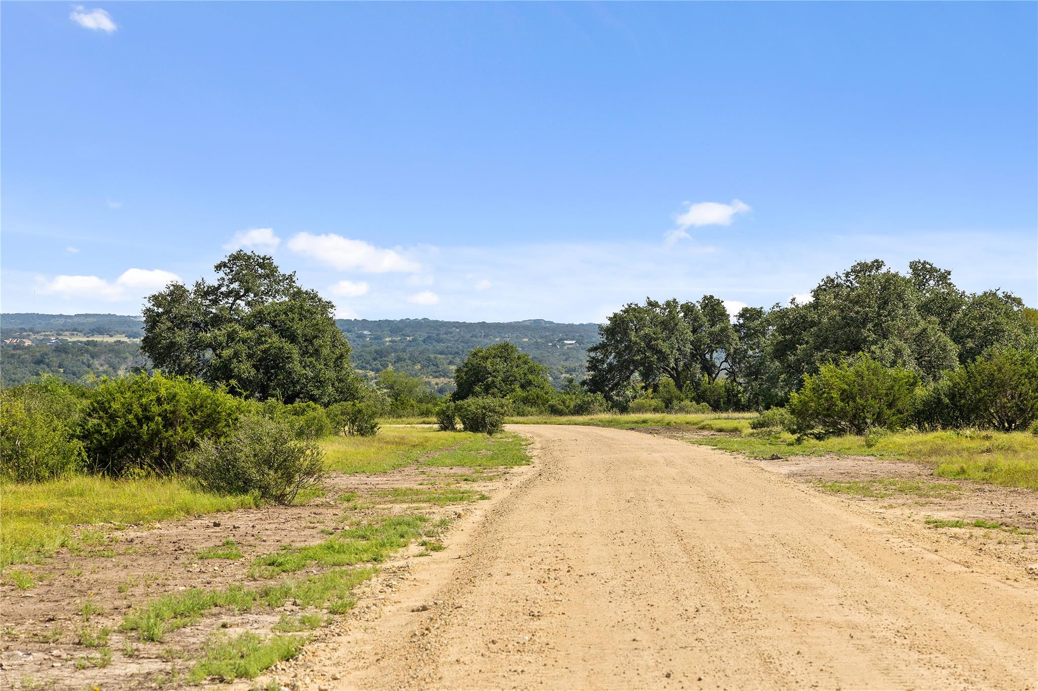 435 Wolf Ranch RD