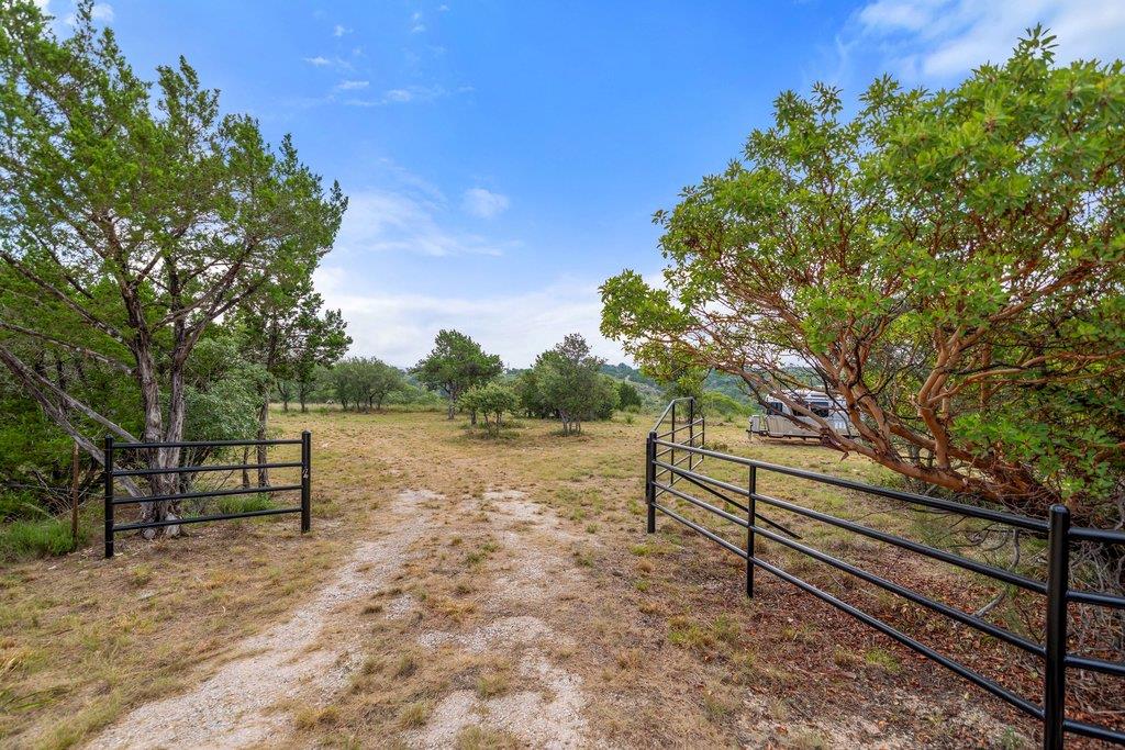 2126 Hidden Valley Ranch RD