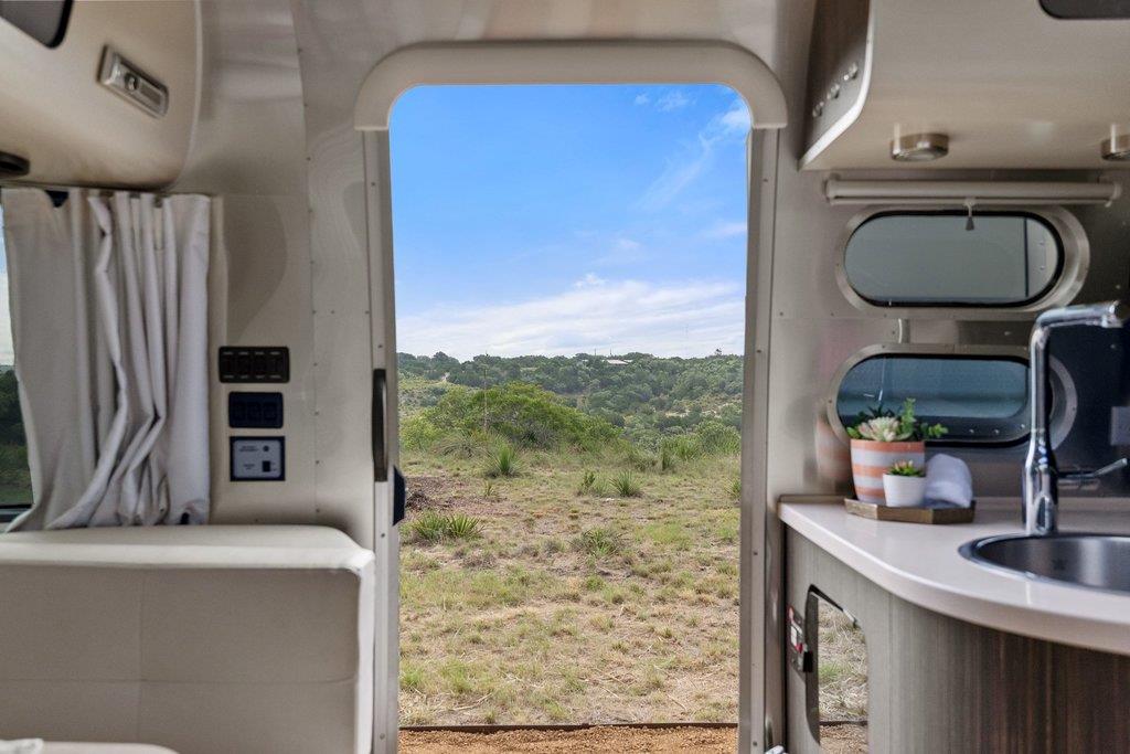 2126 Hidden Valley Ranch RD