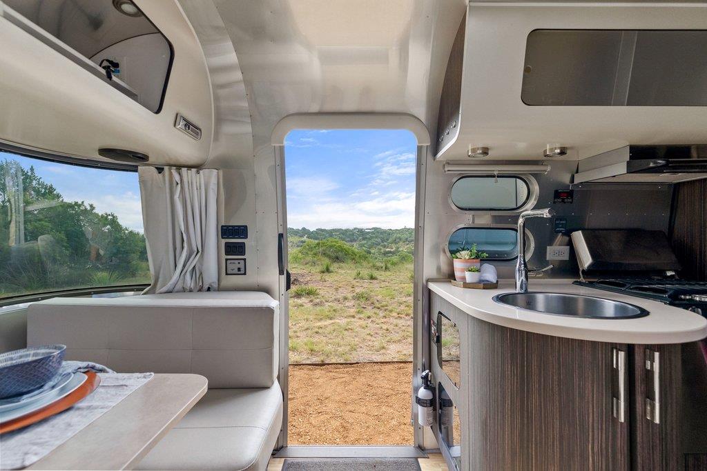 2126 Hidden Valley Ranch RD