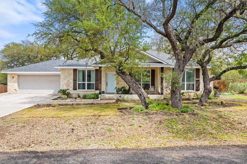 103 Leaning Oak CIR