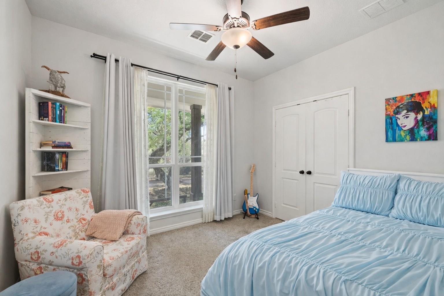 103 Leaning Oak CIR