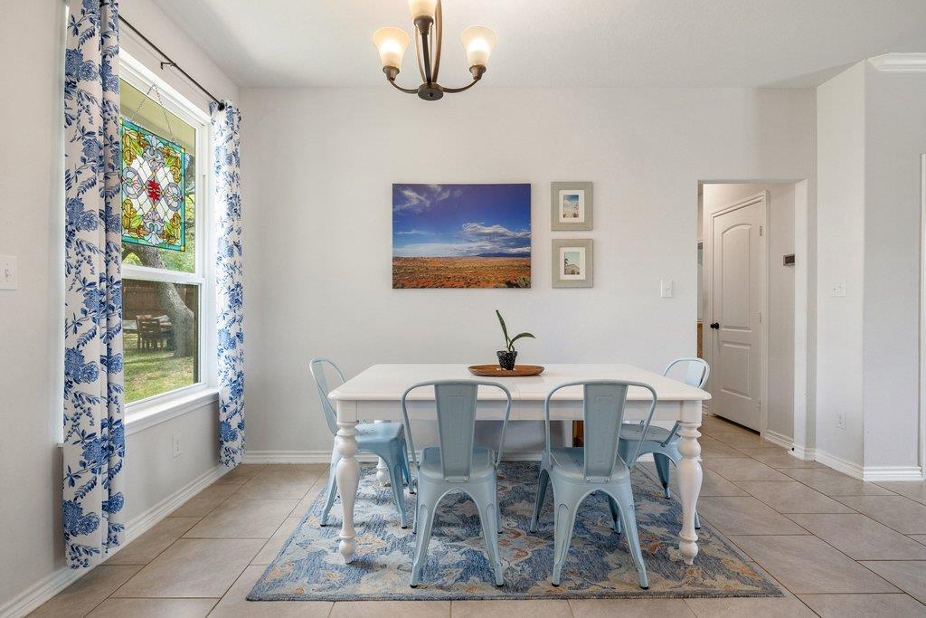 103 Leaning Oak CIR