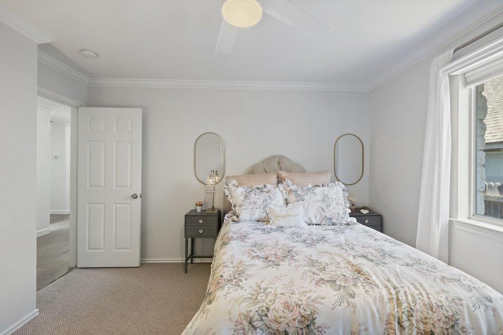 5700 Travis Green LN