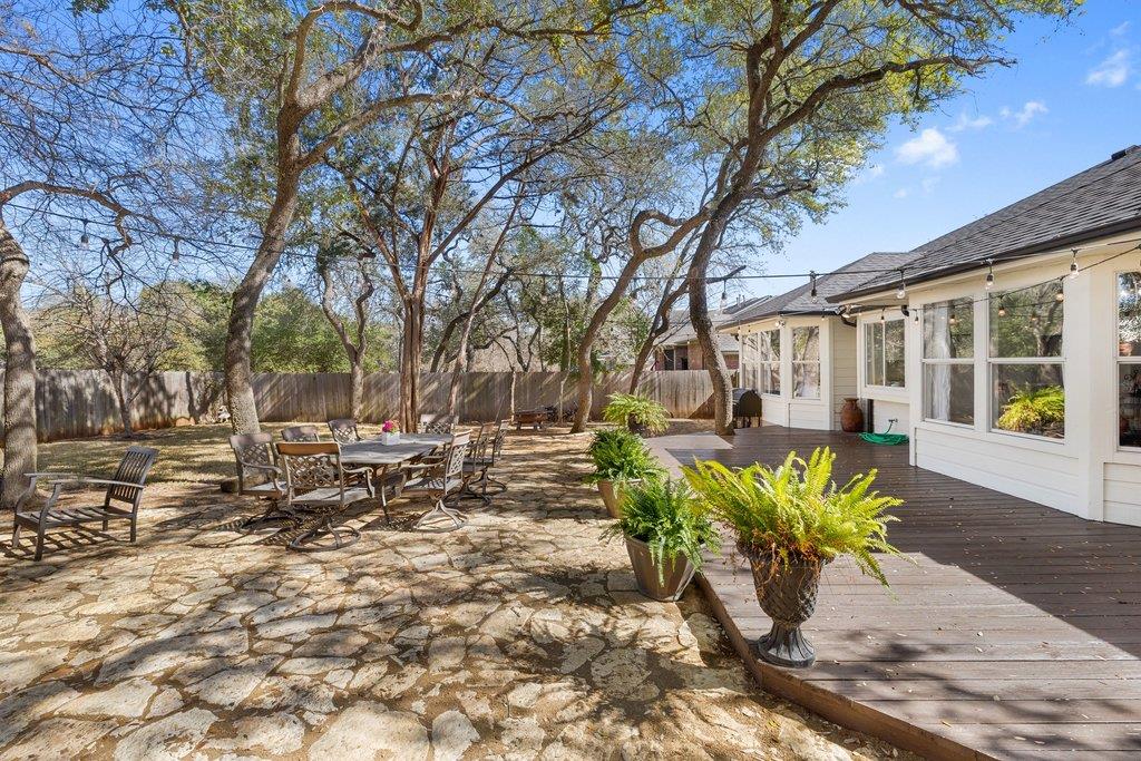 5700 Travis Green LN