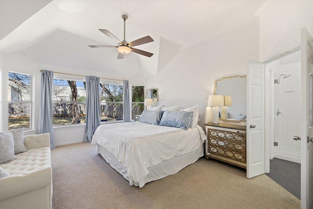 5700 Travis Green LN