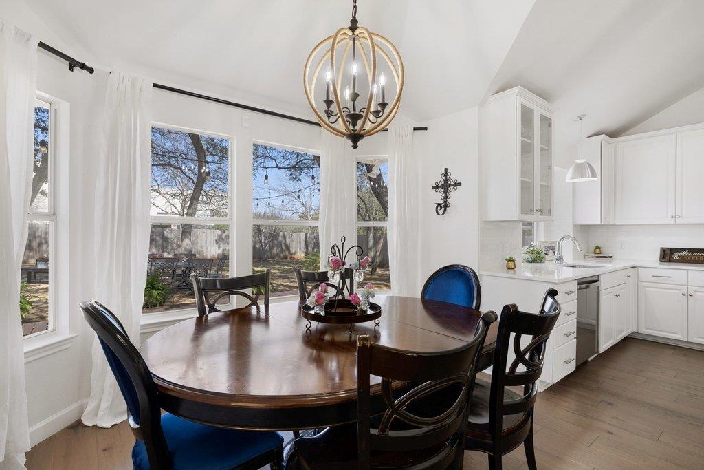 5700 Travis Green LN