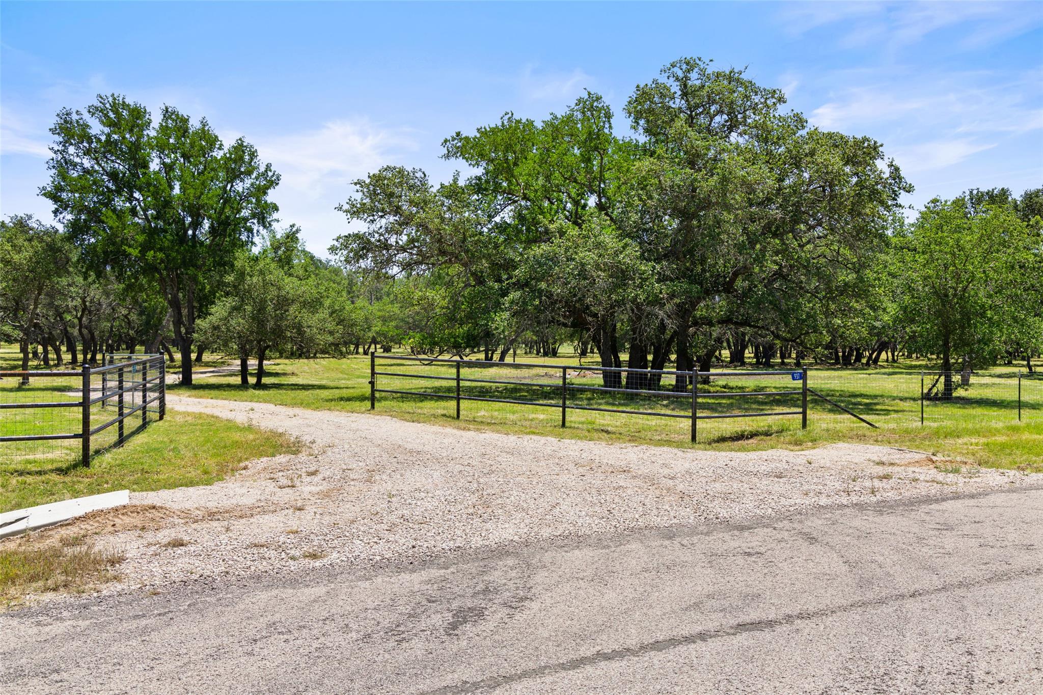 937 Flat Creek RD
