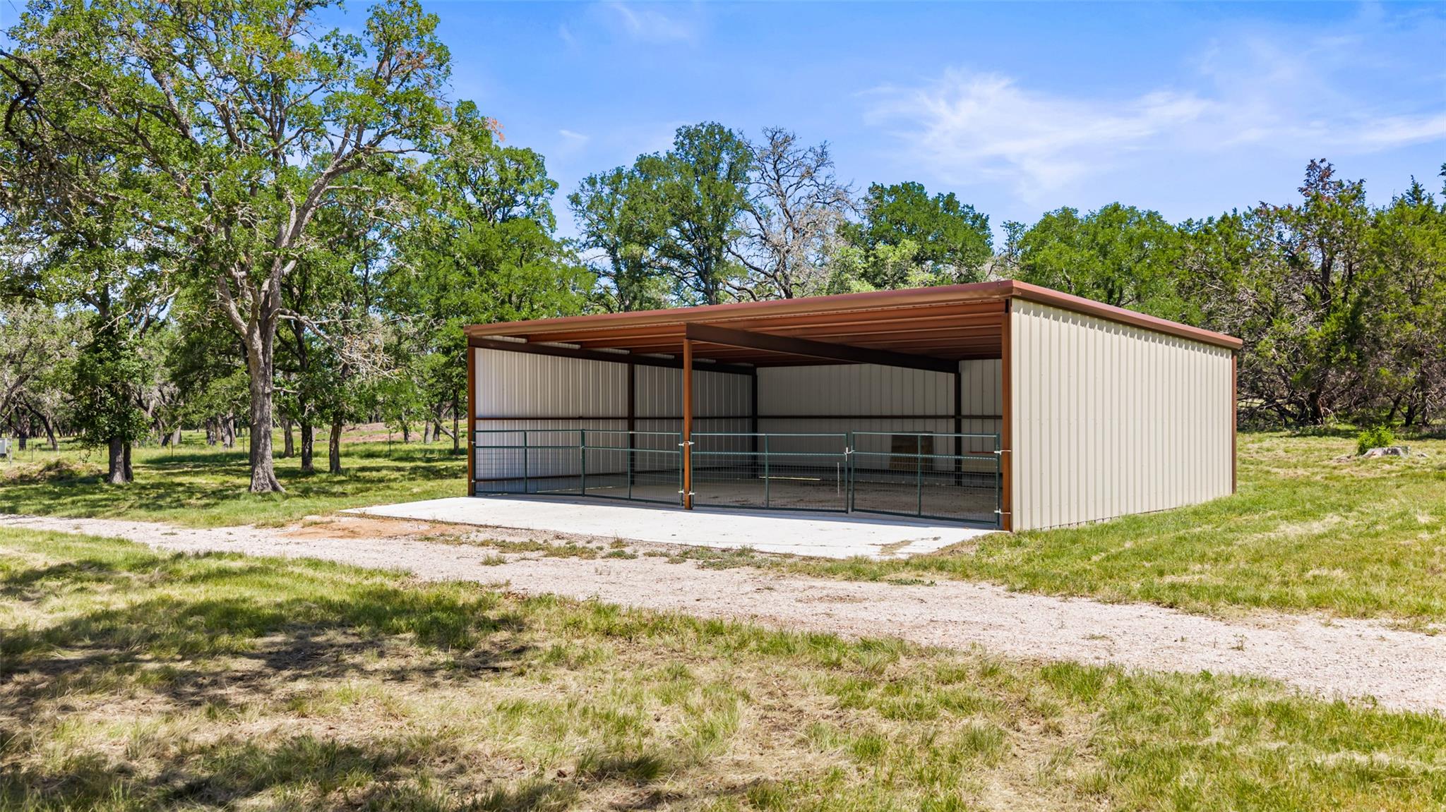 937 Flat Creek RD