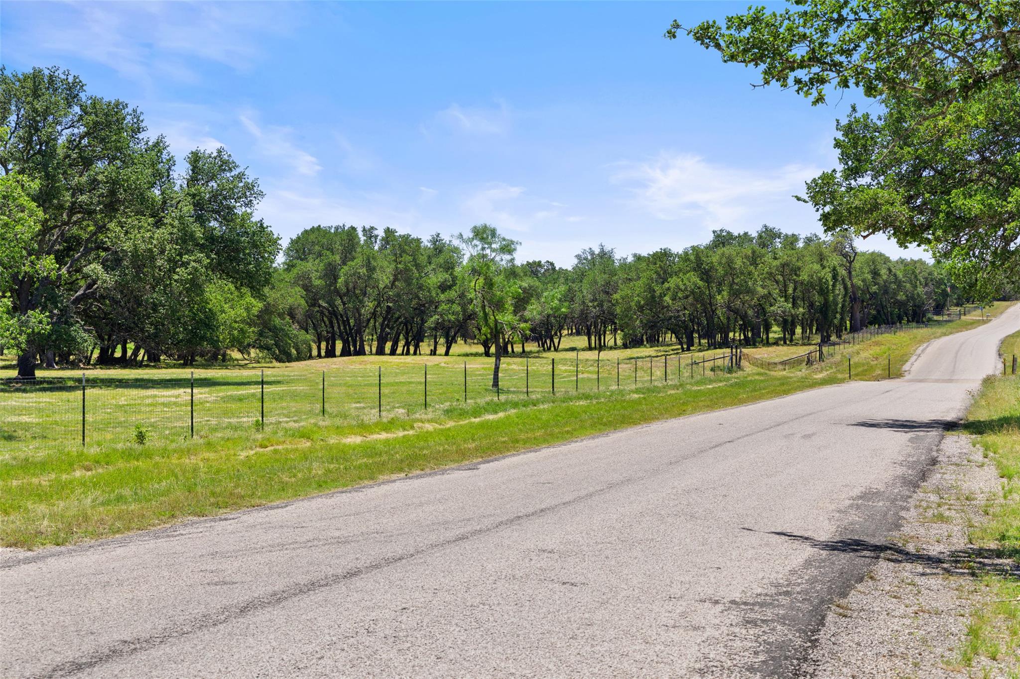937 Flat Creek RD