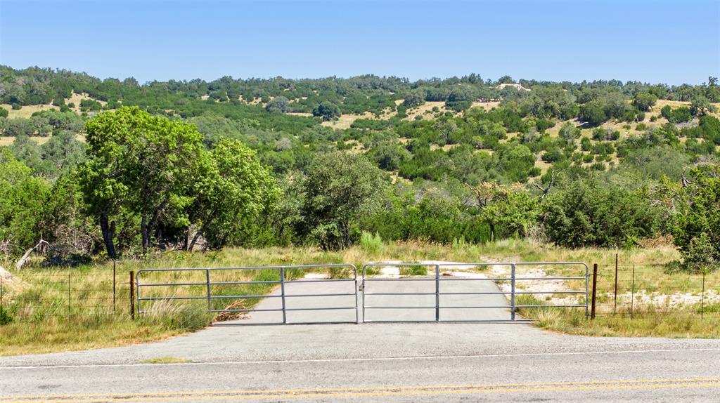 Tract 21 Ranch Road 1623