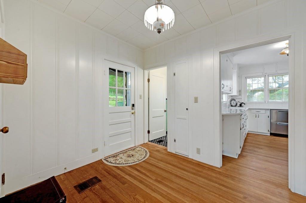 119 River PL