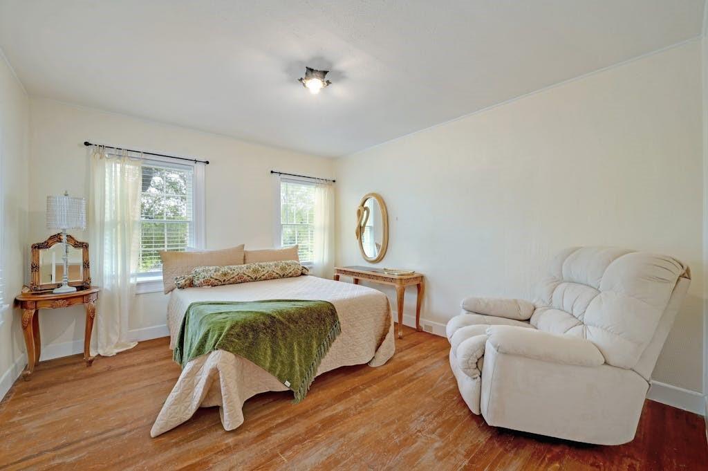 119 River PL