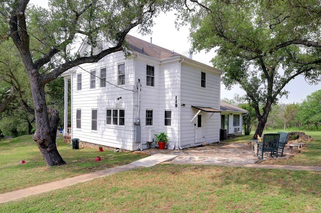 119 River PL