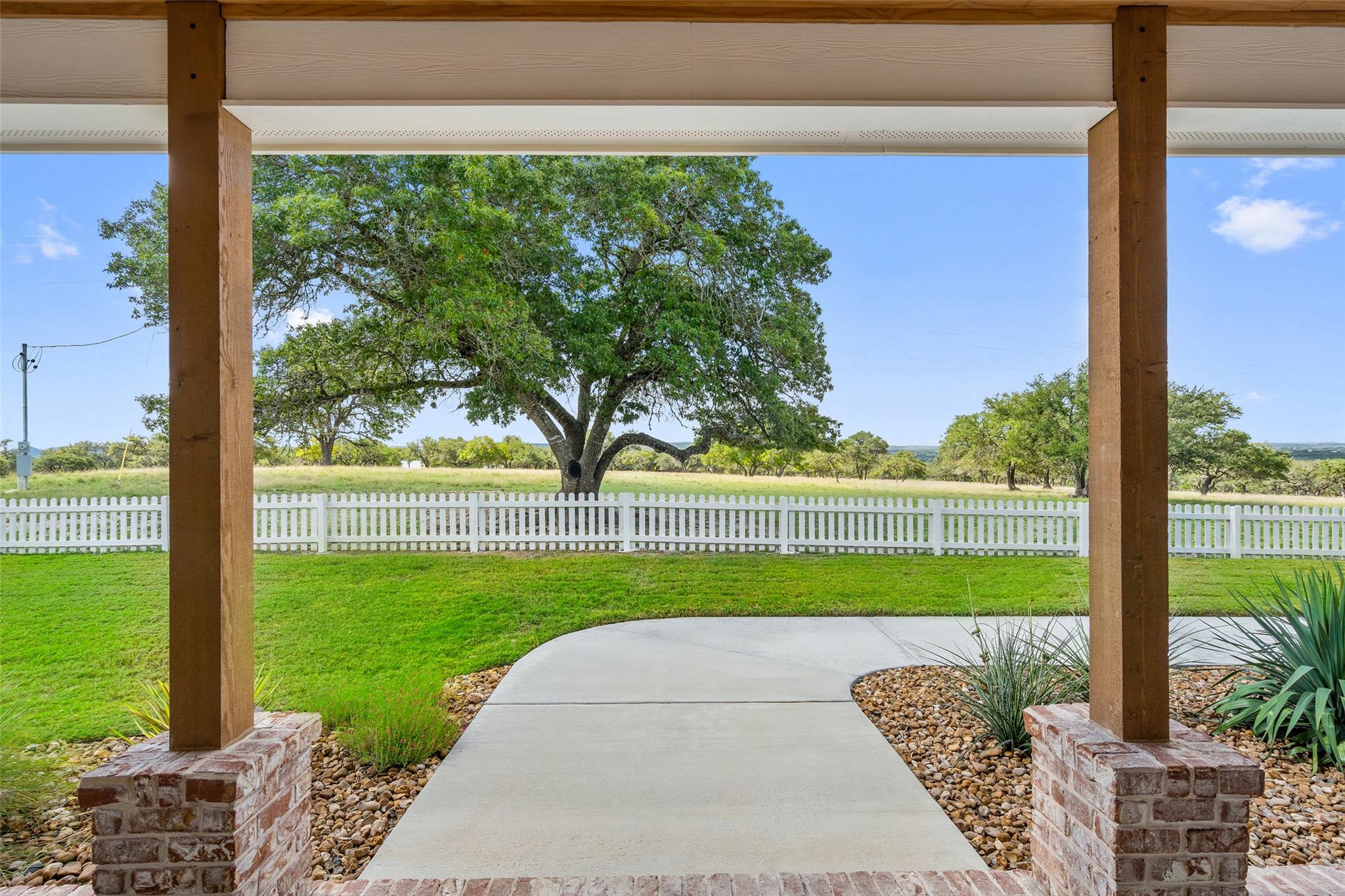 2454 McKinney Loop