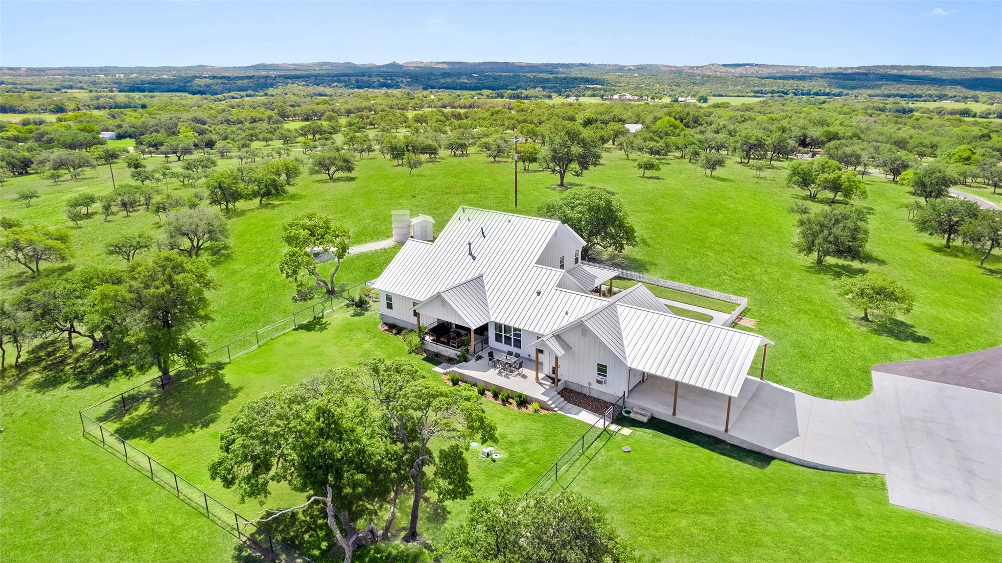 2454 McKinney Loop