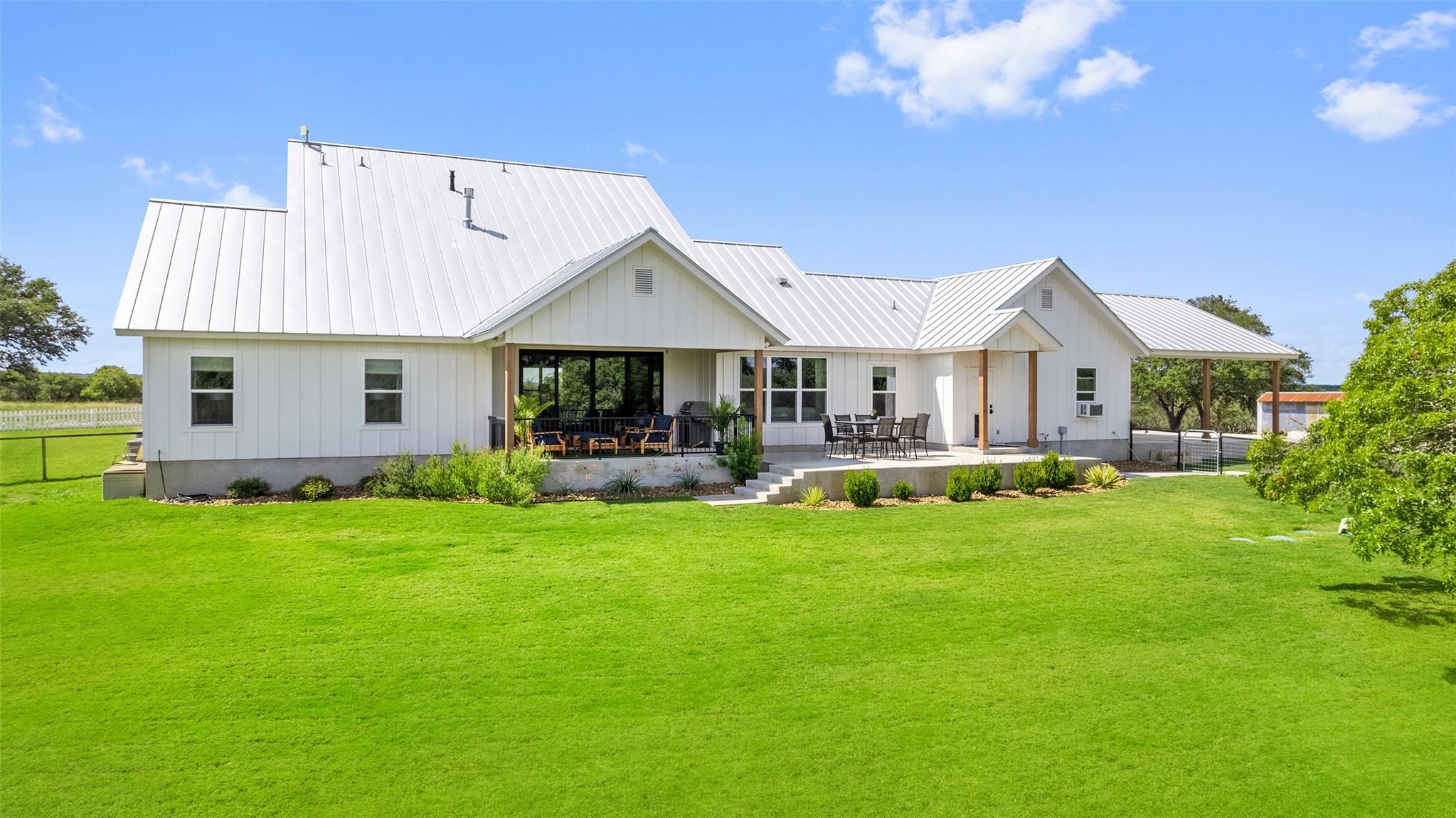 2454 McKinney Loop
