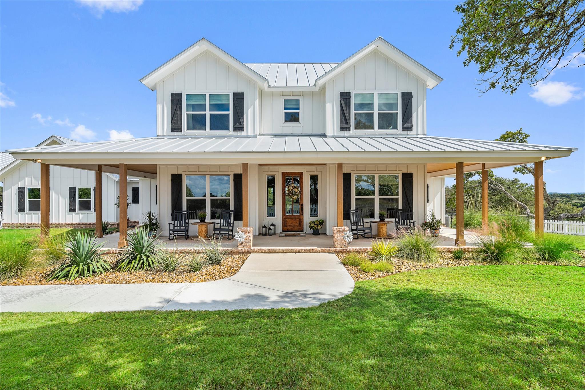 2454 McKinney Loop