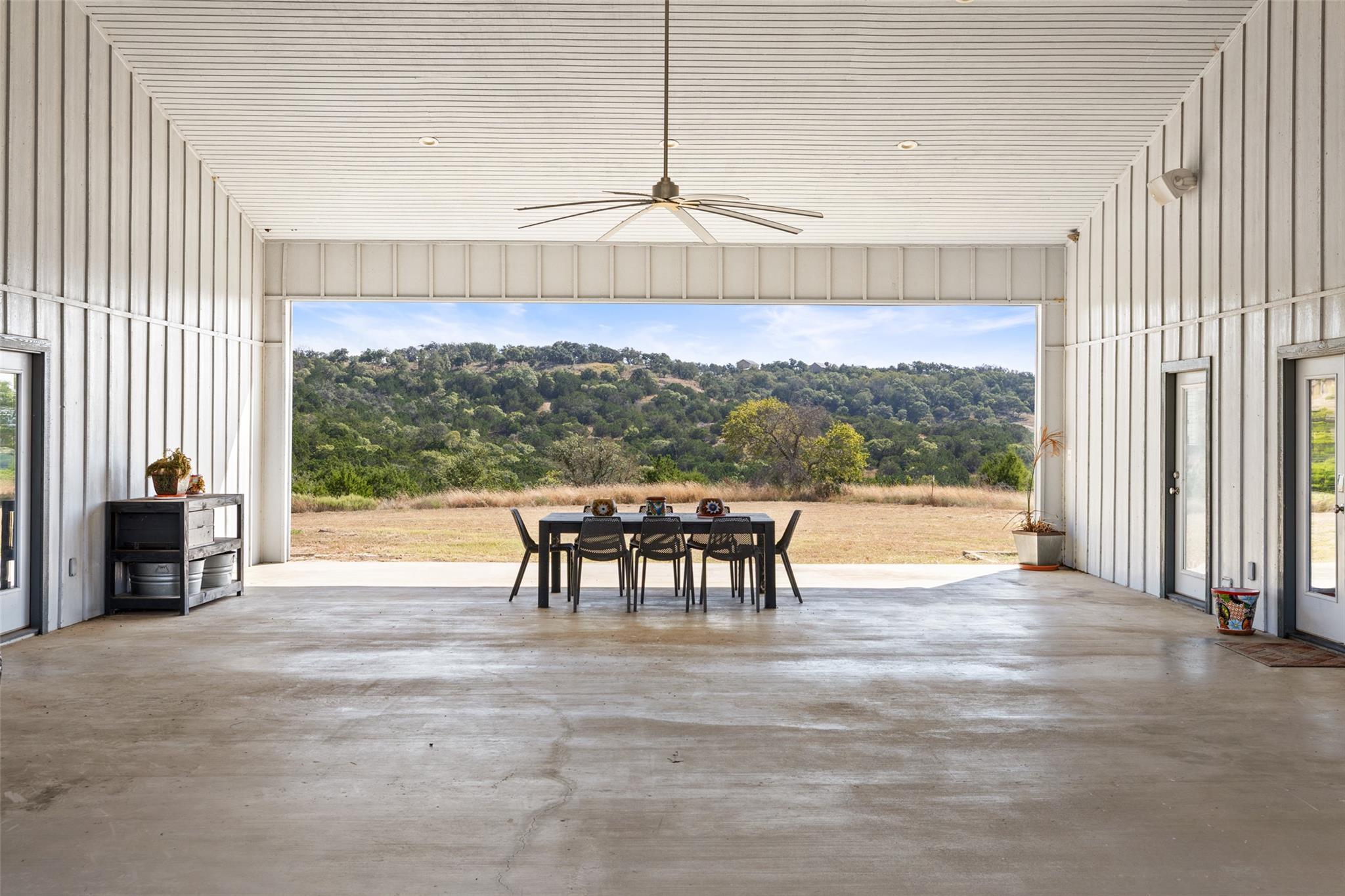 2027 FM 1376, Boerne