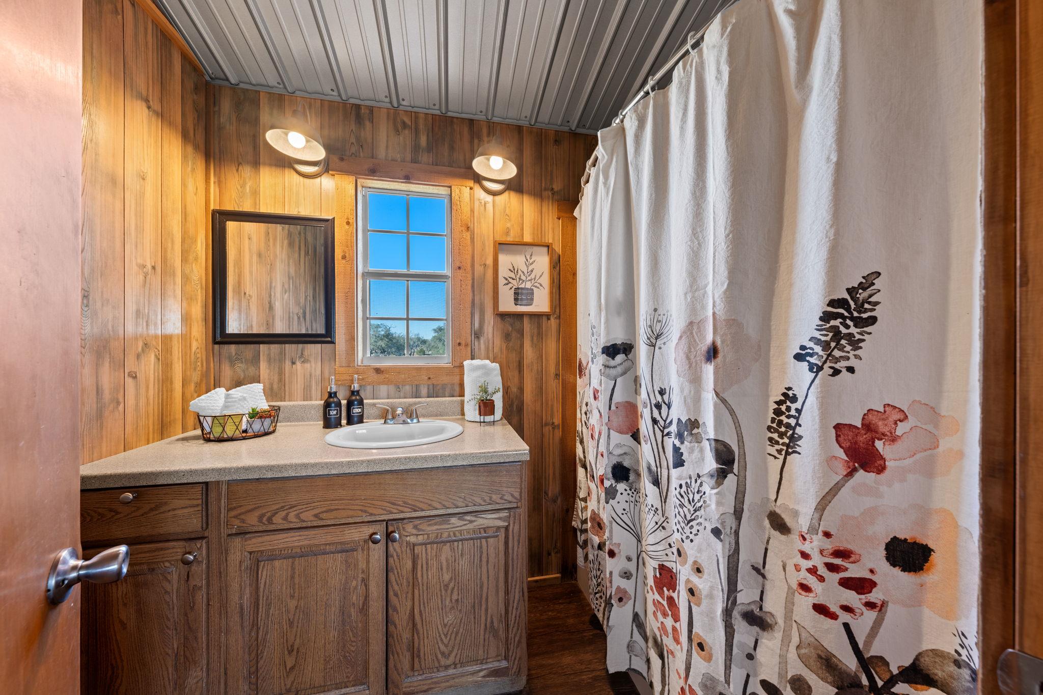 4772 County Road 340