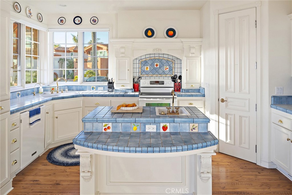 125 N Silver Shoals Drive