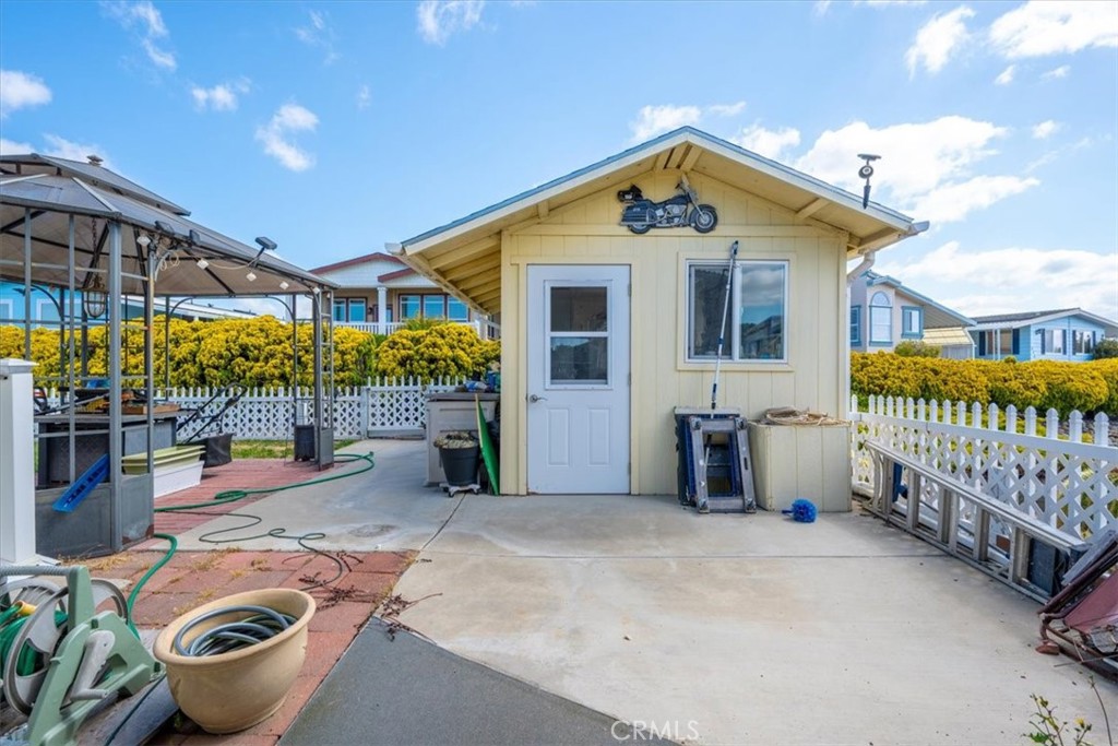 820 Glen Oak